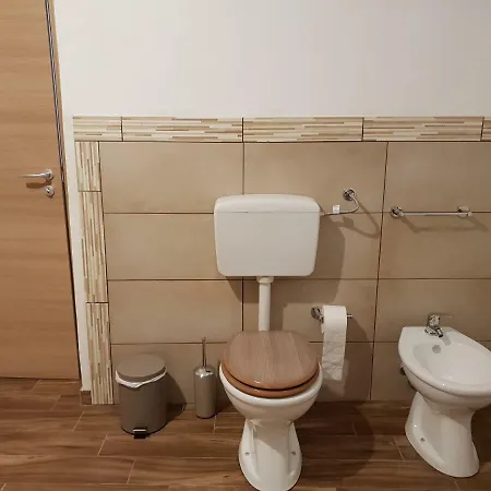 Cara Mamma Lägenhet